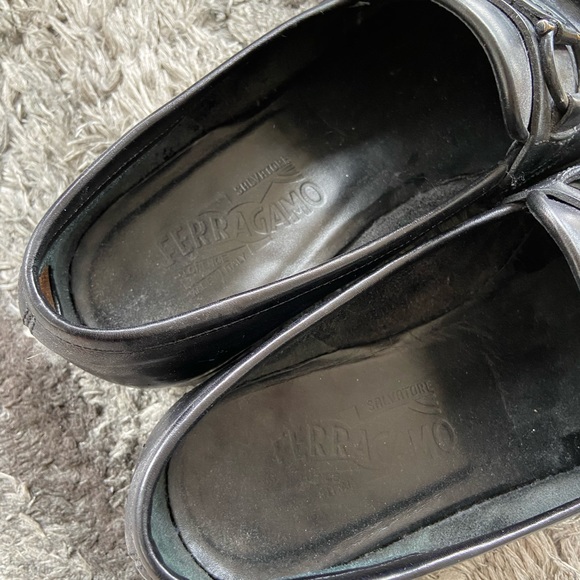 Salvatore Ferragamo black leather loafers - Picture 6 of 6
